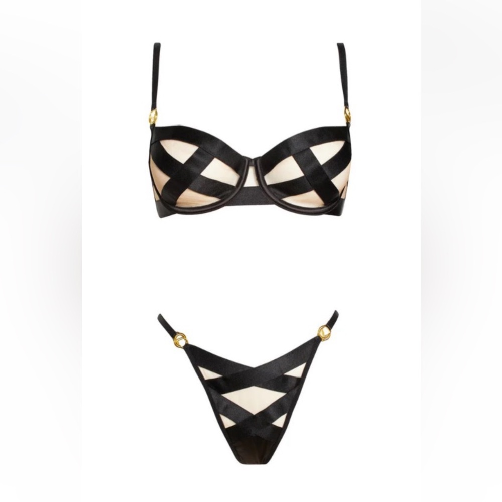 Oh La La Cheri  Bra Set - NWT